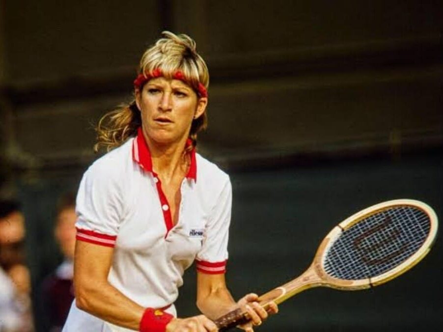 Chris Evert has one of the longest winning streaks in women's tennis history