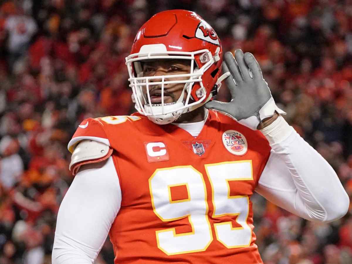 “I ain’t going nowhere, baby!” Chris Jones pledges future with Chiefs at Super Bowl victory parade