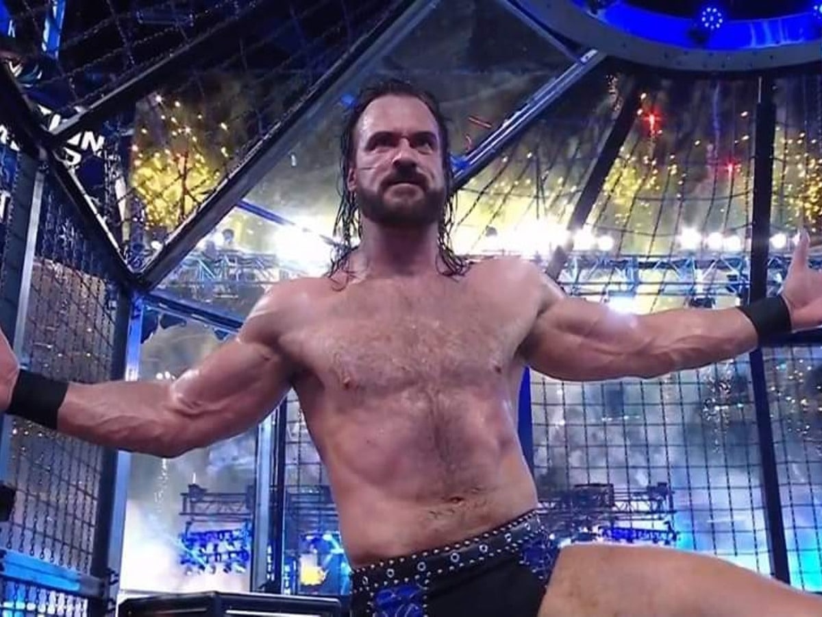 Drew McIntyre wins the Elimination Chamber 2024