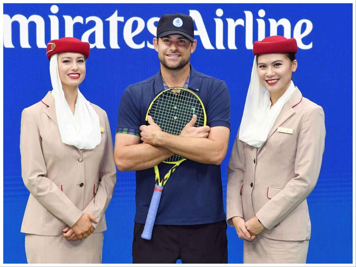 Emirates airline crew with Andy Roddick