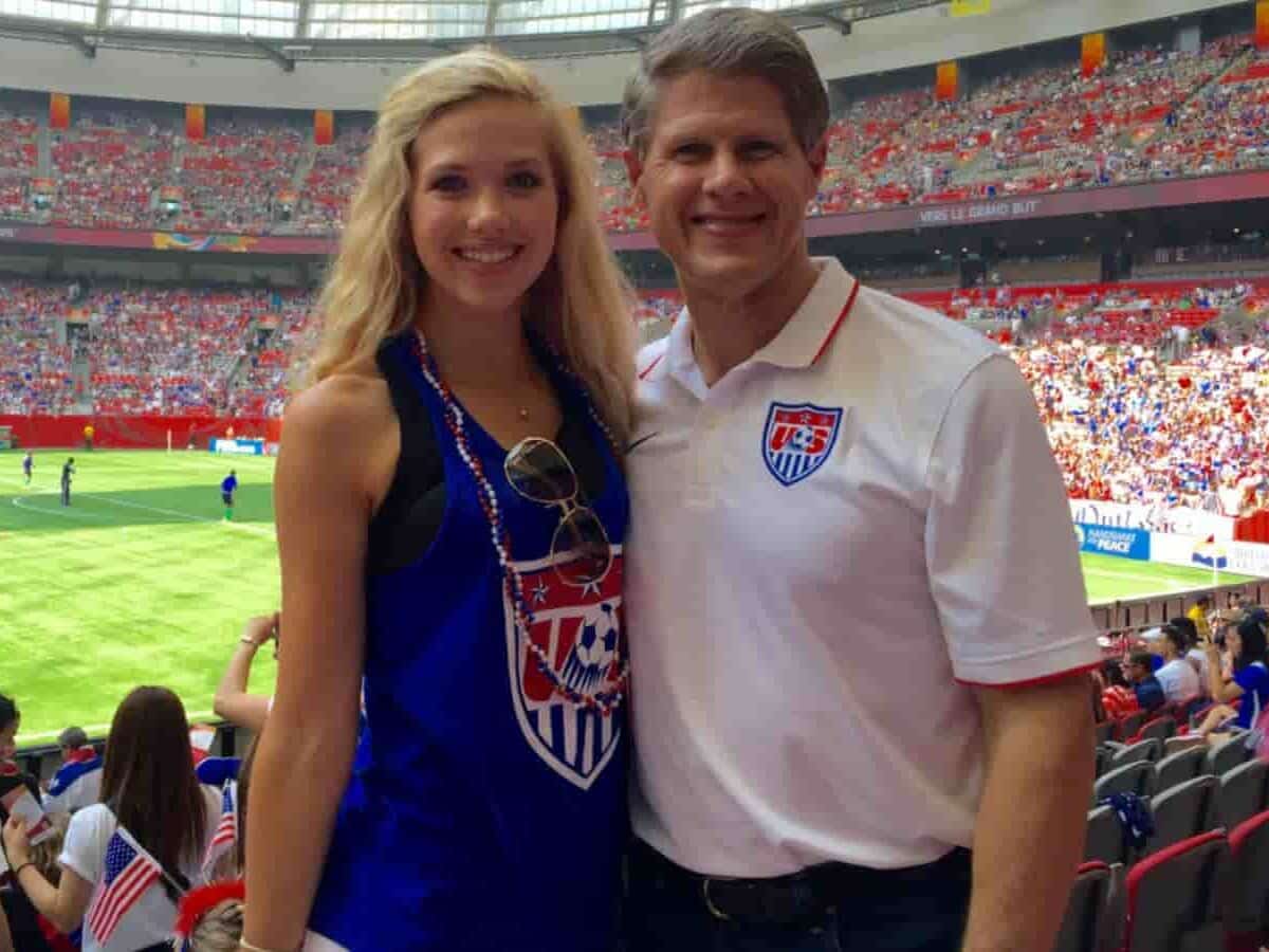 Gracie with her dad Lamar Hunt