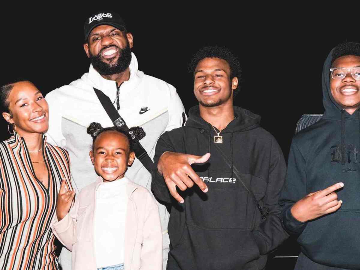 LeBron James with his wife and kids