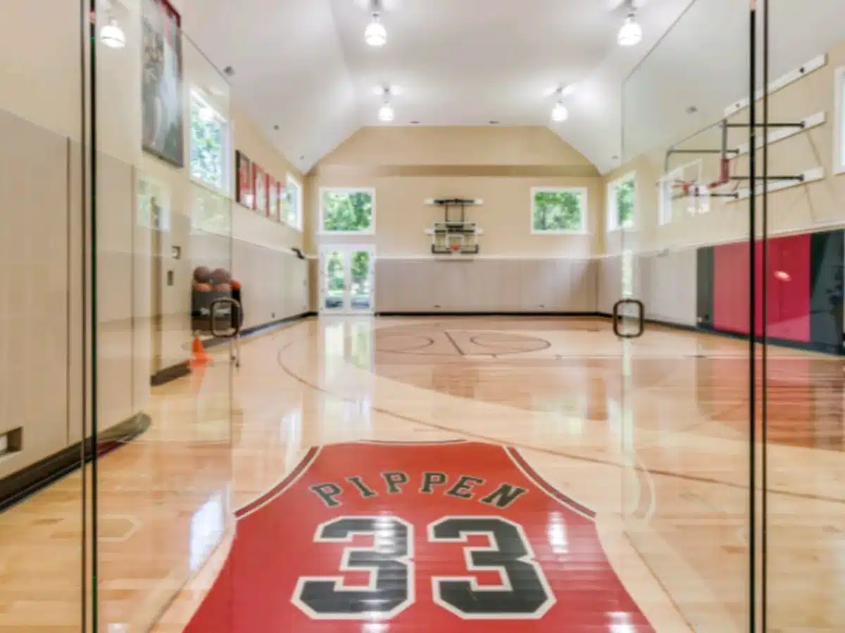 The indoor basketball court at Pippen's Chicago mansion 