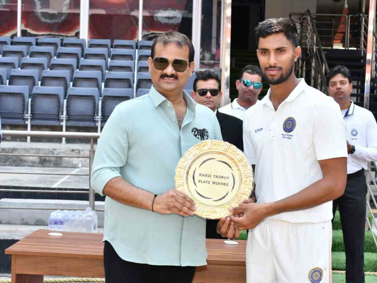 HCA President promises Hyderabad team a BMW and ₹1 crore if they manage to win Ranji Trophy within three years