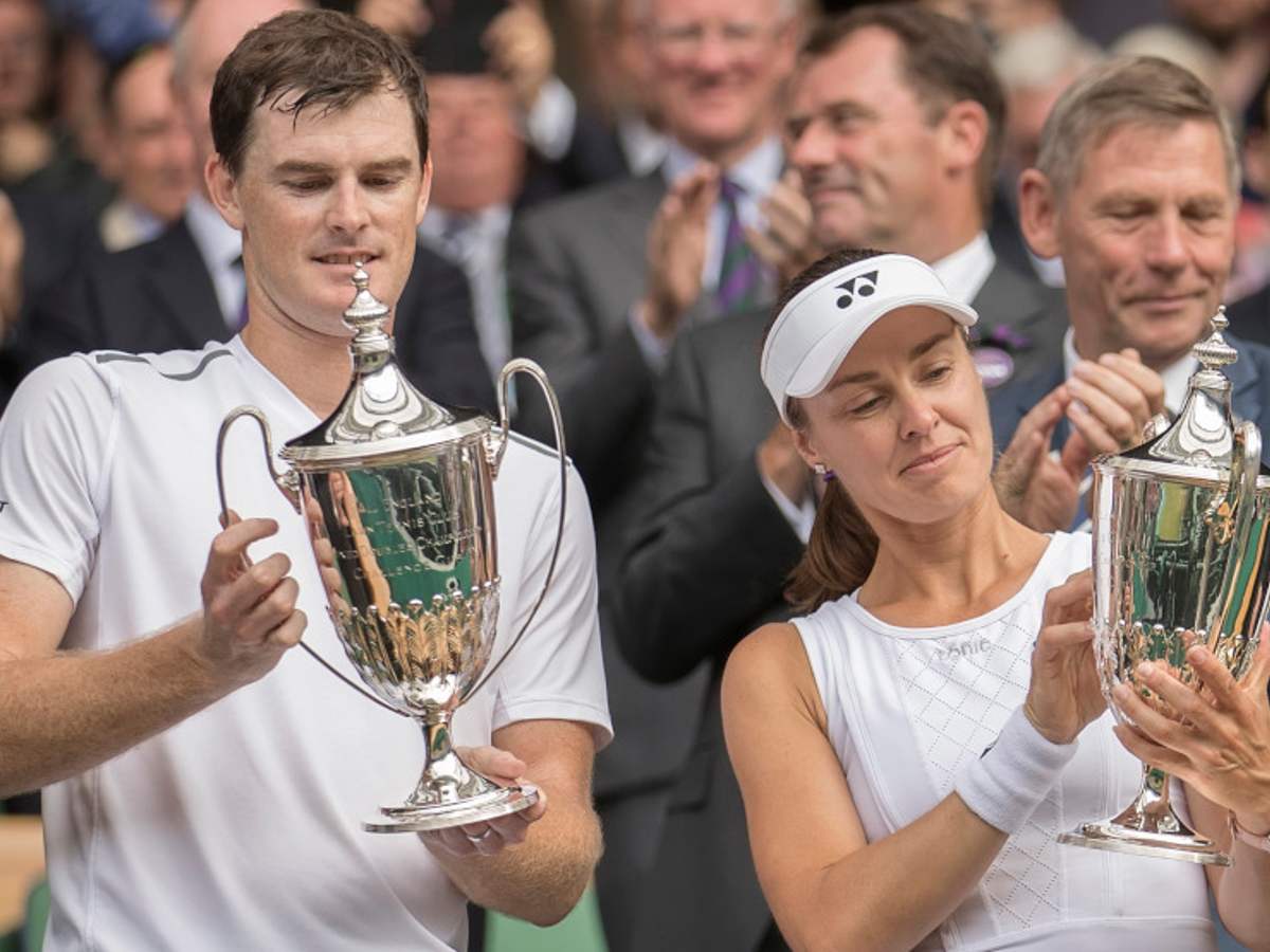 Jamie Murray and Martina Hingis after winning the 2017 Wimbledon doubles title.