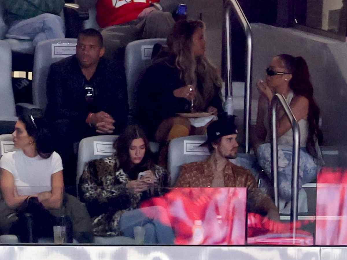 Justin Beiber with Hailey, Kendall Jenner, Rushell Wilson and Ciara at Super Bowl