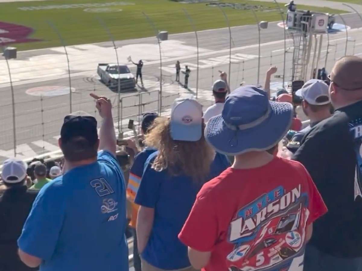 WATCH: “Bunch of fuc***g ass clowns”- Kyle Busch gets flipped off after winning Atlanta Truck Race, fans react