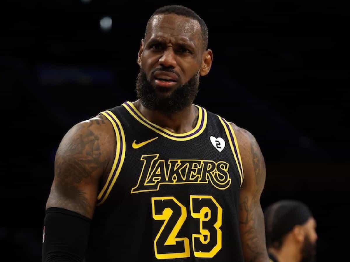 LeBron James tweeted that he still proves people wrong, claiming that the pass was intentional