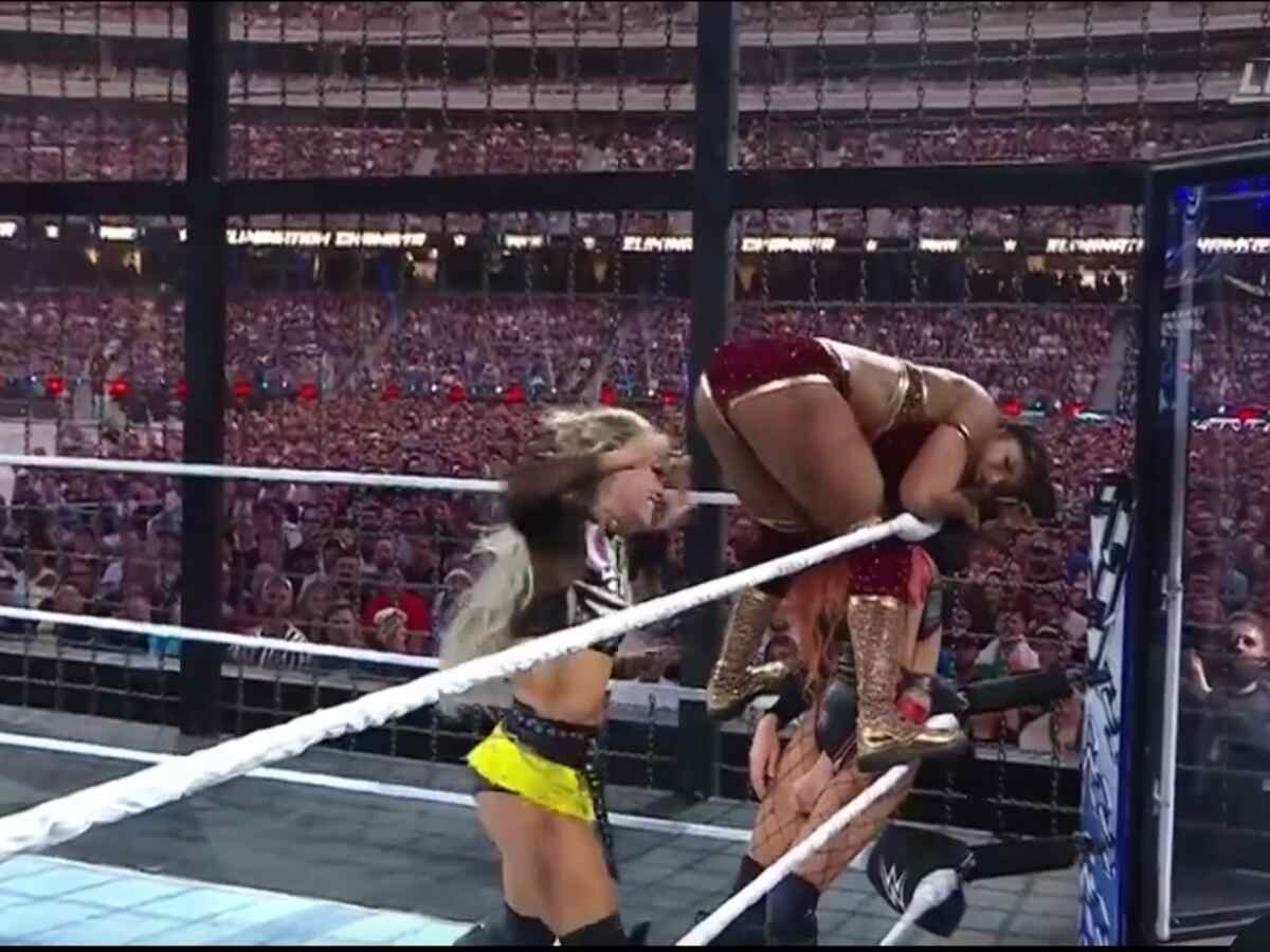 Liv Morgan punches Bianca Belair