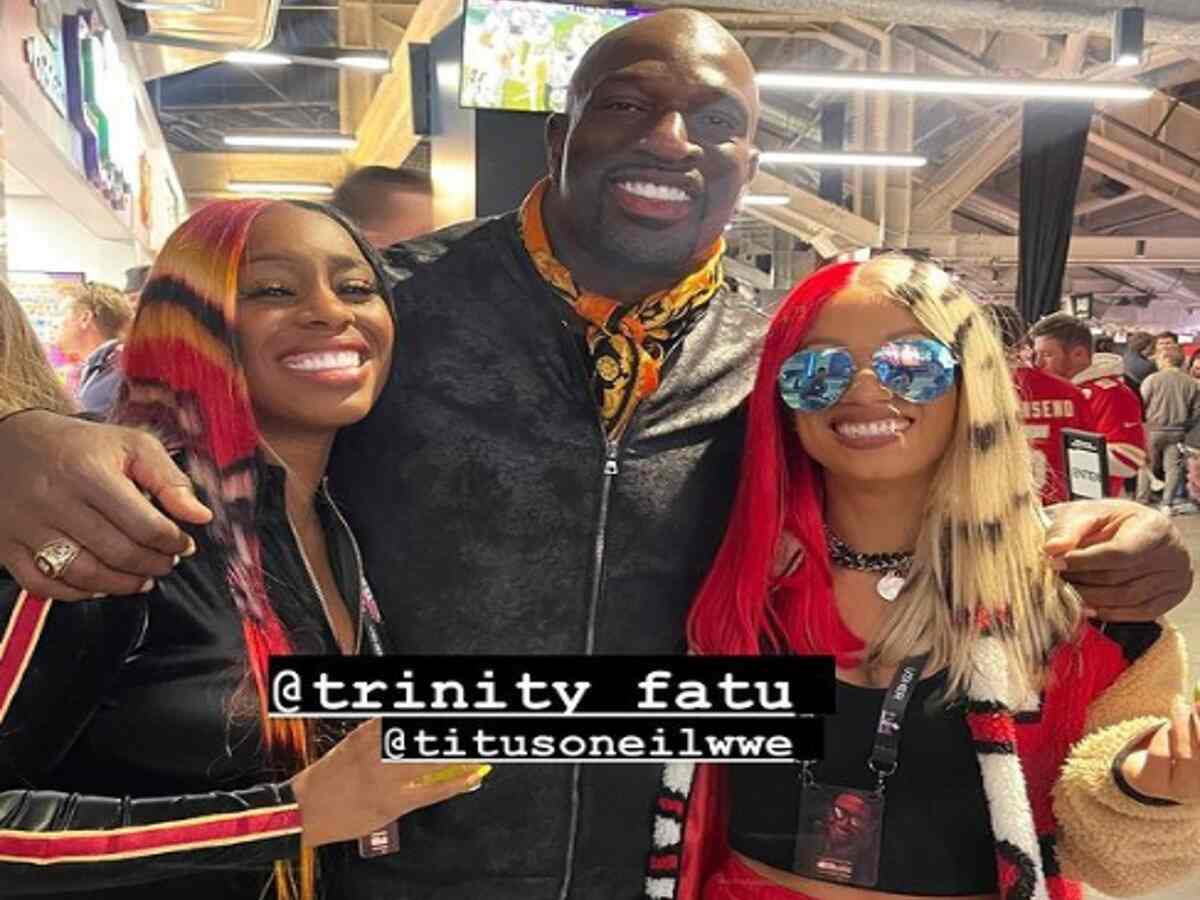 Naomi, Titus O' Neil and Mercedes Mone