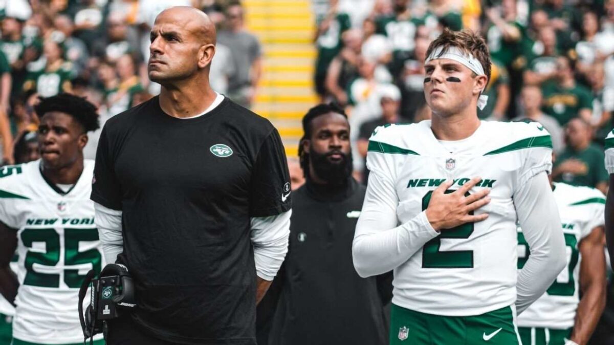 Jets HC Robert Saleh bizarrely took away his coaches’ phones to identify who was leaking inside information to the media