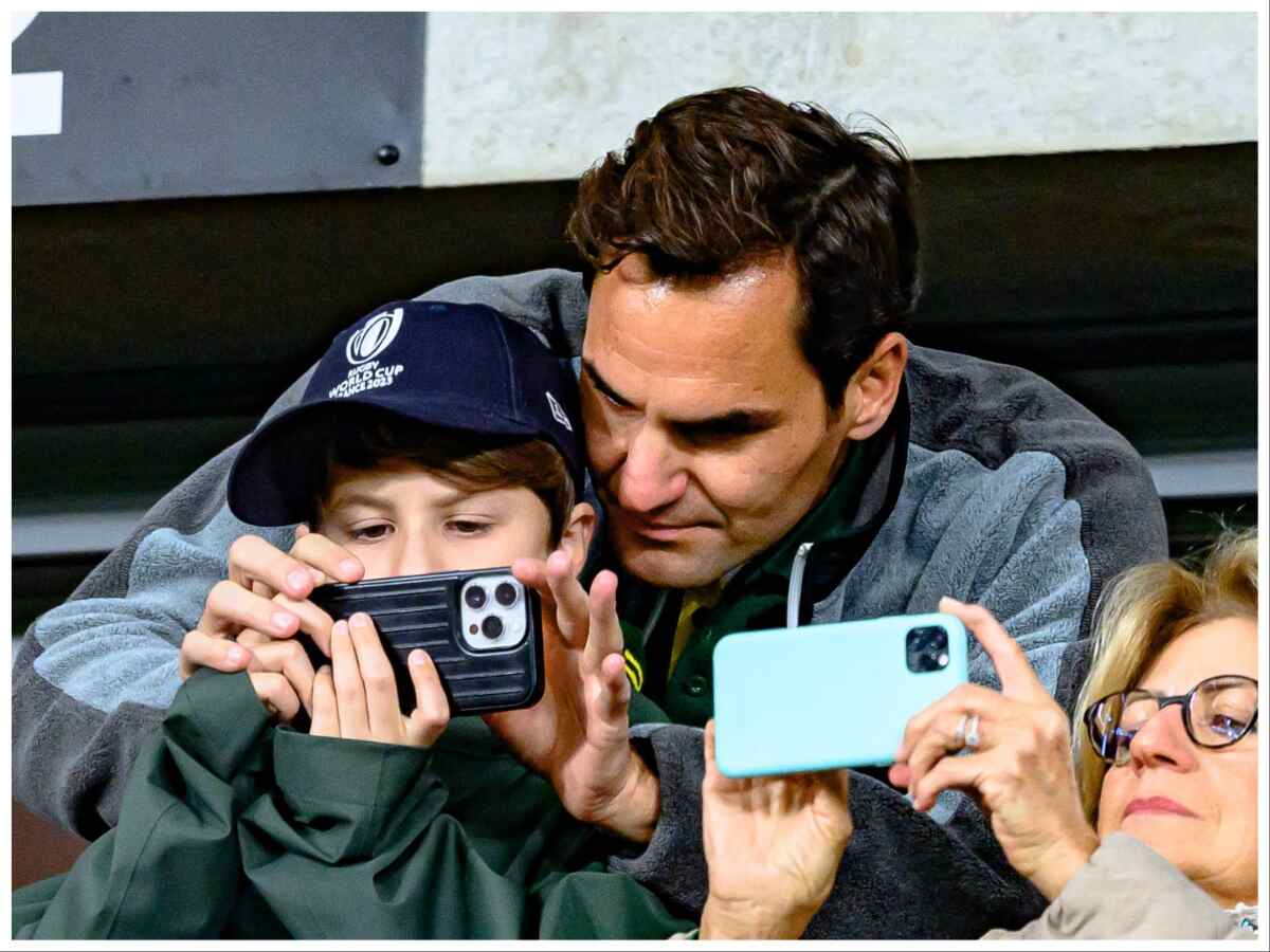 Roger Federer with kids