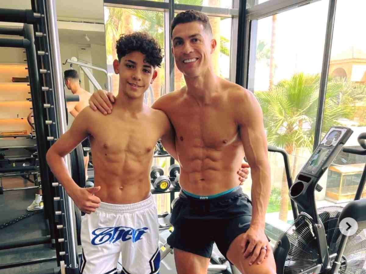 ‘Like father like so!’ – Cristiano Ronaldo FLAUNTS abs of  him and his son, shares pictures from gym session with Cristiano Jr