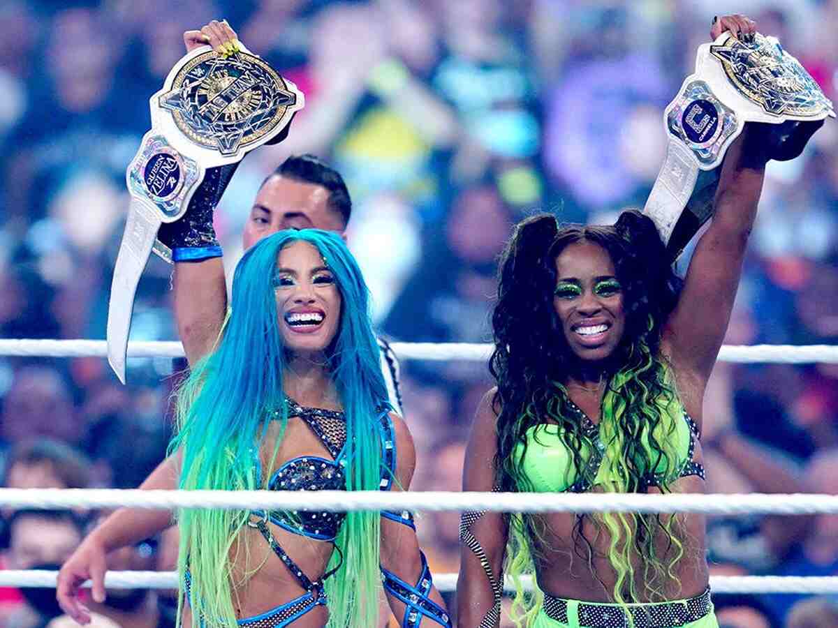 Sasha Banks and Naomi