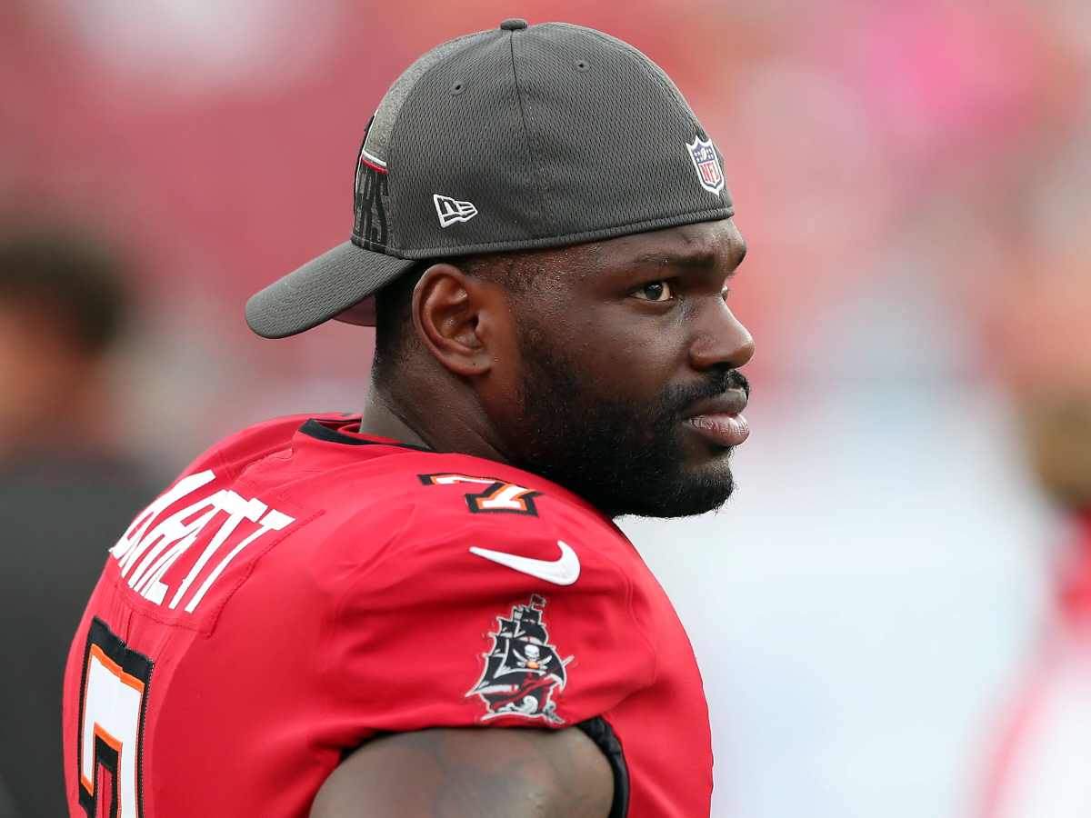 “Will always be thankful!” – Buccaneers release Shaquil Barrett, who had $15.04 million option bonus due next month, fans react