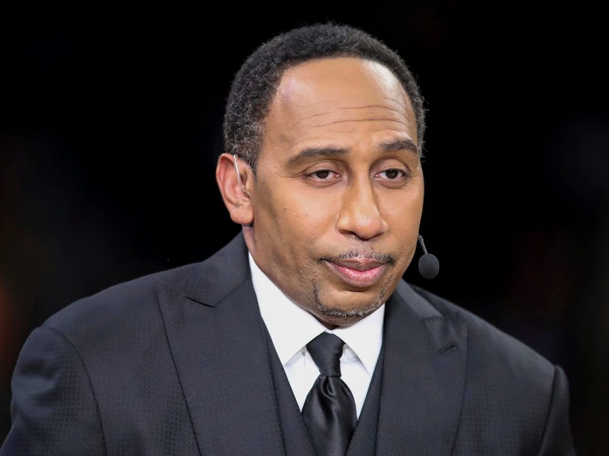 “Milwaukee is going down!” Stephen A Smith BOLDLY predicts New York Knicks to take on Boston Celtics in eastern conference finals