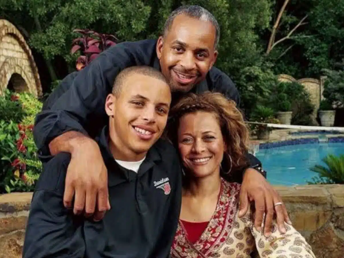 Stephen Curry with Dell and Sonya Curry