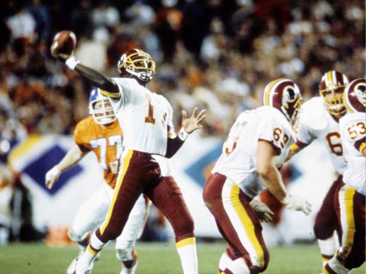 Doug Williams at Super Bowl XXII