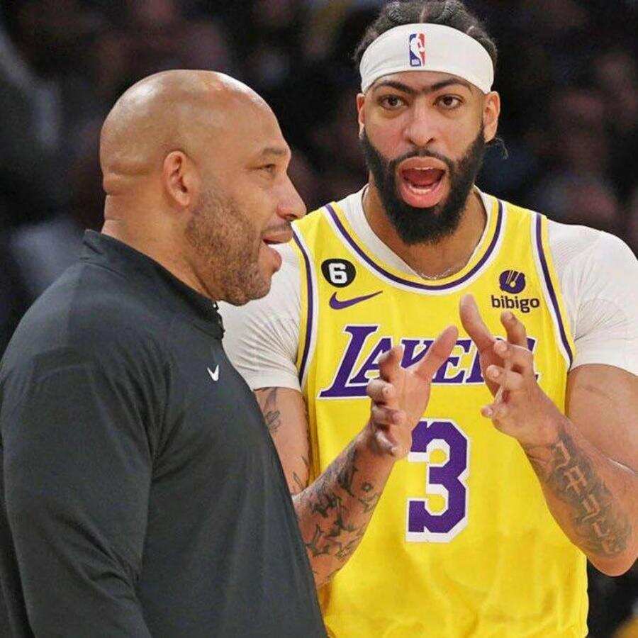 “This is Doc Rivers level excuse” – Darvin Ham citing Anthony Davis’ voice box as reason for defeat against Warriors has fans in splits