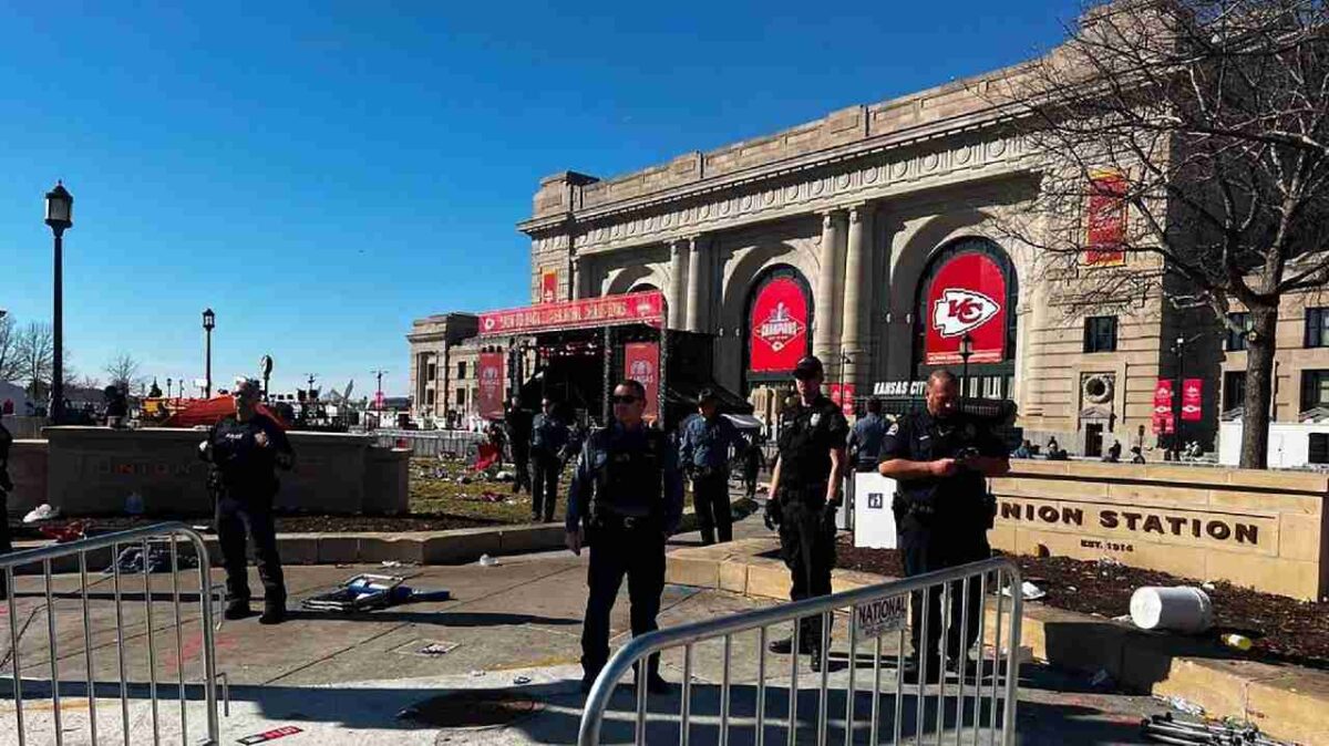 WATCH: Exact moment when chaos erupted at Chiefs Super Bowl Parade due to shots fired at Union Station and multiple victims get struck