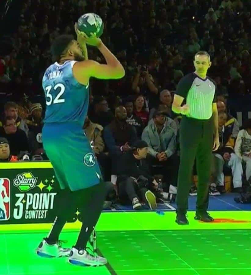 Karl-Anthony Towns EXPOSED for cheating at NBA All-star 3PT contest; photo goes viral among fans