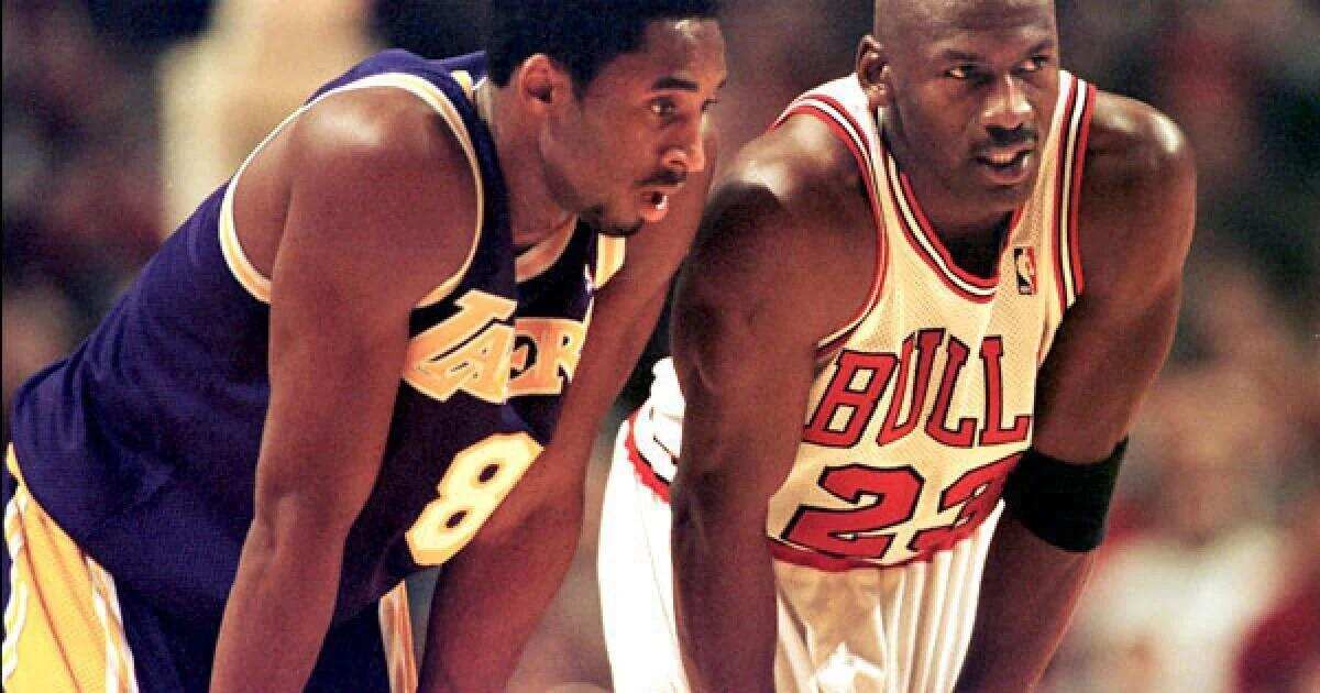 Kobe Bryant and Michael Jordan (Via Reddit)