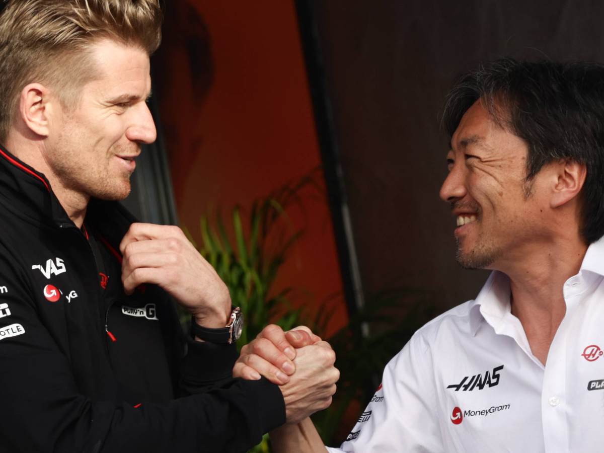 Nico Hulkenberg and Ayao Komatsu