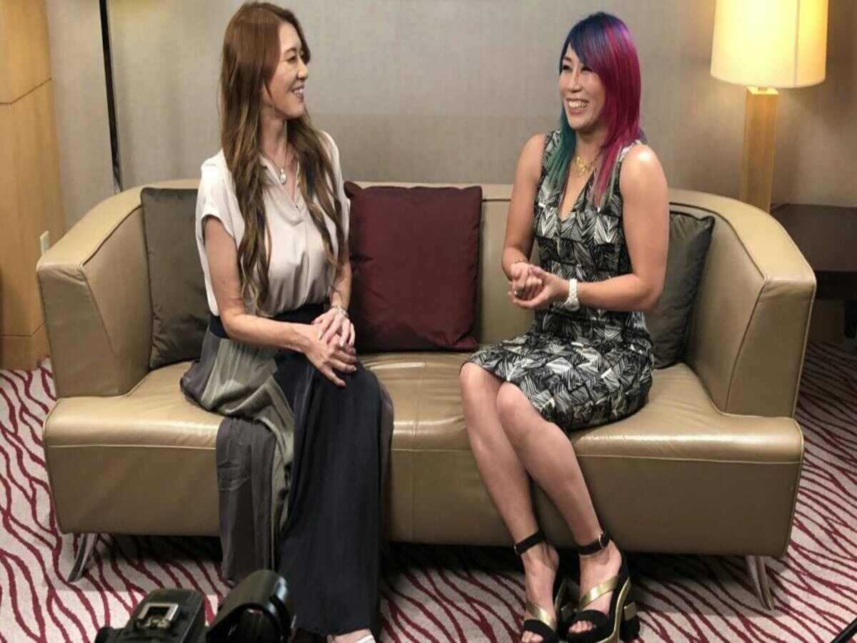 Bull Nakano and Asuka 