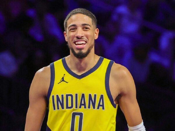 "6 years old and better than Steph" - Tyrese Haliburton celebrating