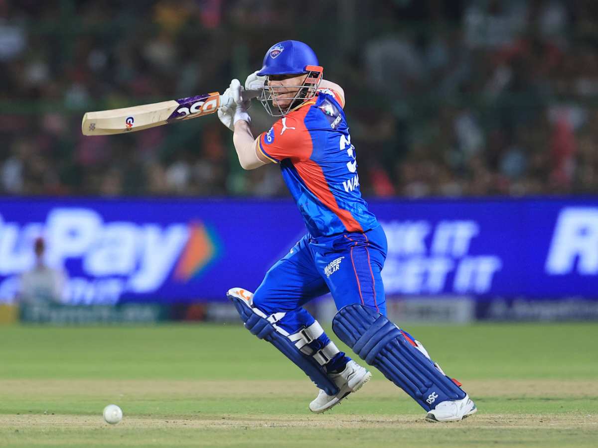 WATCH: Delhi Capitals star David Warner is too EXCITED to get a free ...