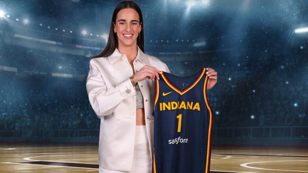 Caitlin Clark jerseys for Indiana Fever get SOLD OUT in just one hour ...