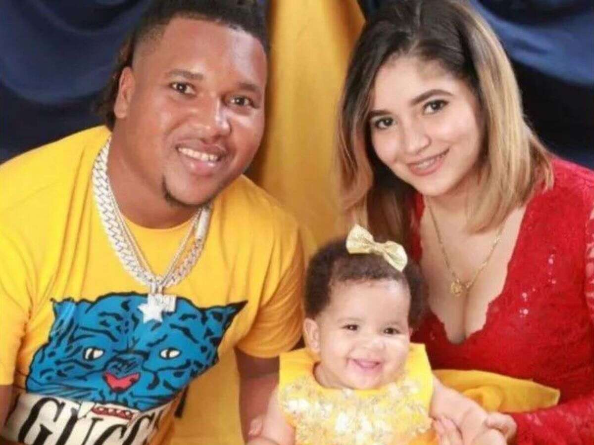 Jose Ramirez, his wife and daughter