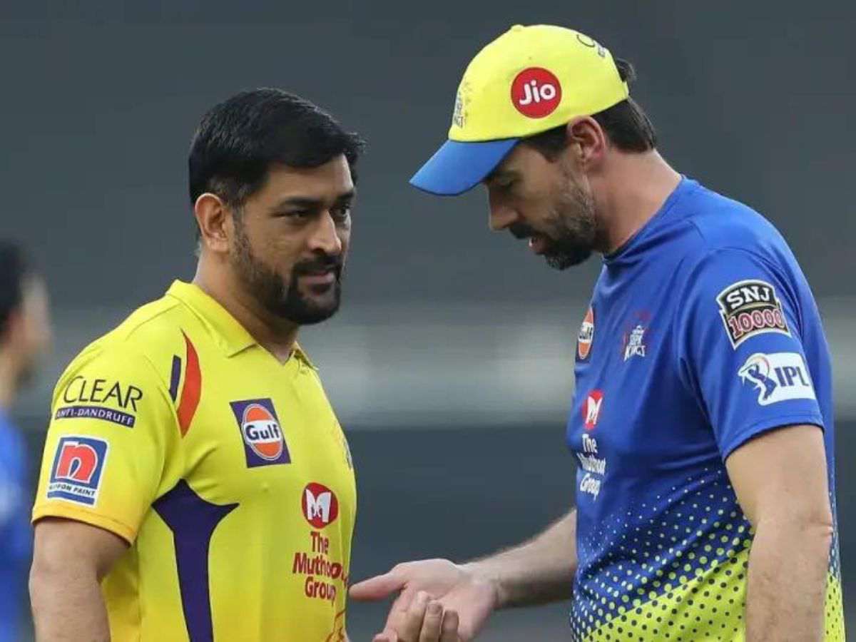 MS Dhoni and Stephen Fleming