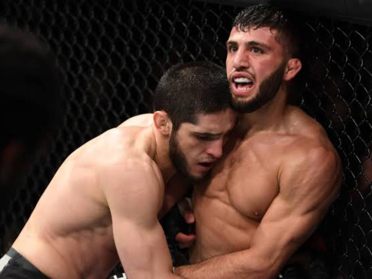 Islam Makhachev mocks Arman Tsarukyan for not accepting the fight at UFC 302