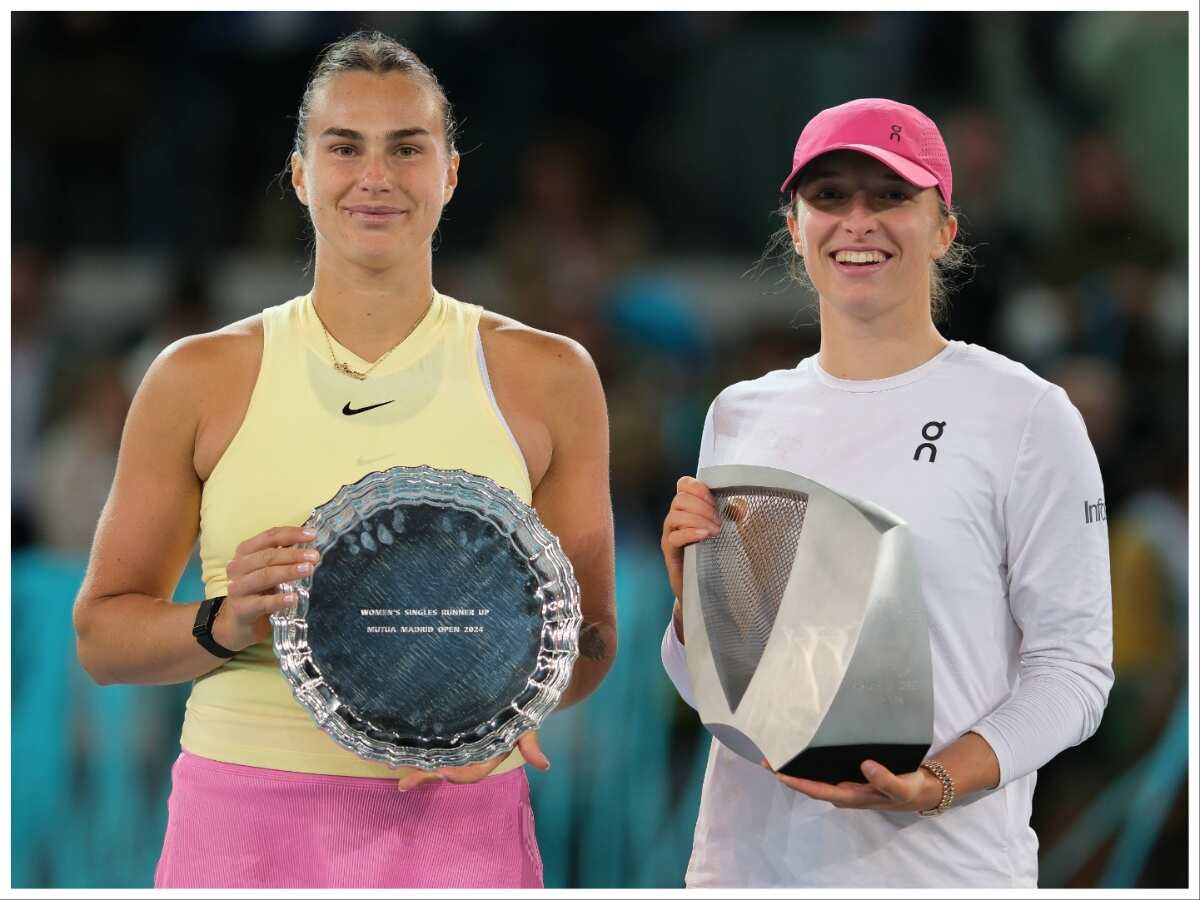 Aryna Sabalenka(L), Iga Swiatek(R)