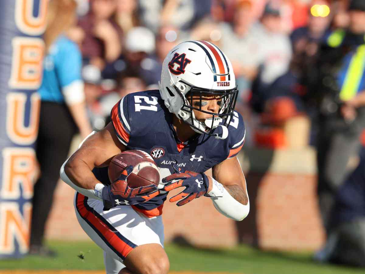 Auburn RB Brian Battie hospitalized after getting shot during fatal Florida shooting, brother Tommie killed on the scene 
