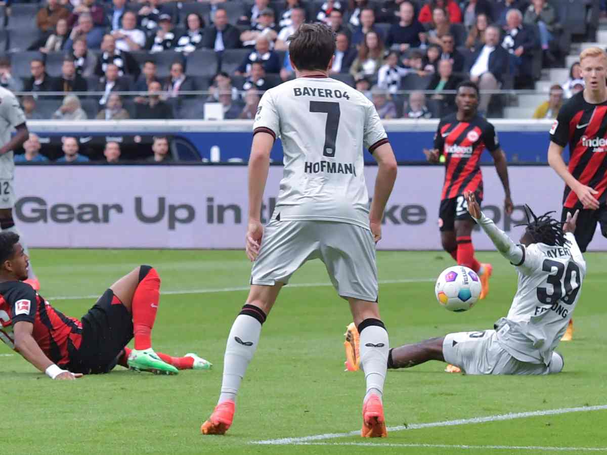 “Will be remembered as one of the greatest seasons in football history!”- Bayer Leverkusen scripts history by equaling Benfica’s record of 48 games unbeaten in all competitions, fans react