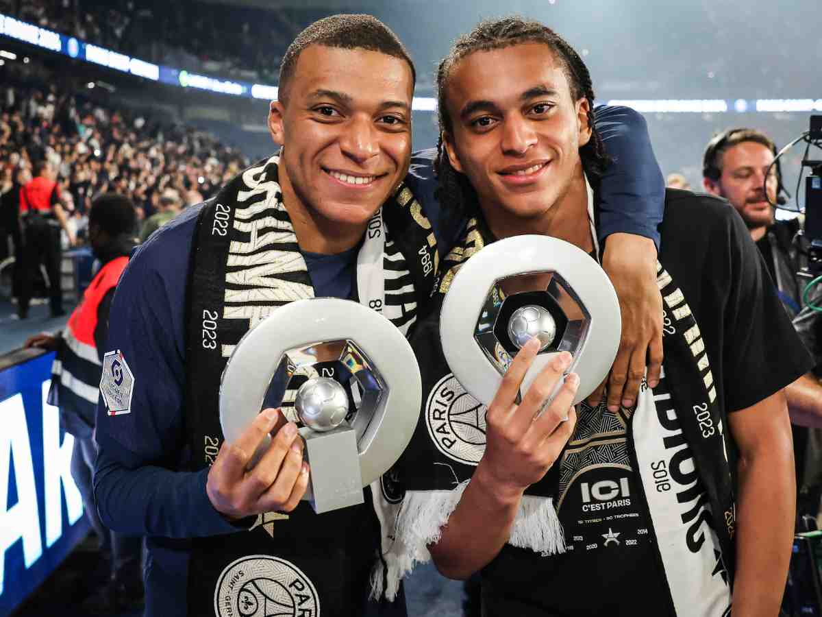 “They said take your lil bro with you” – Ethan Mbappe leaving PSG after brother Kylian’s exit sparks WILD reactions on social media