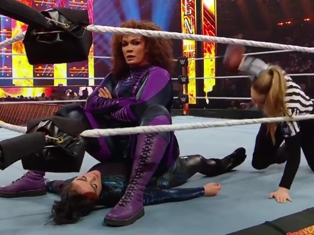 Nia Jax and Lyra Valkyria