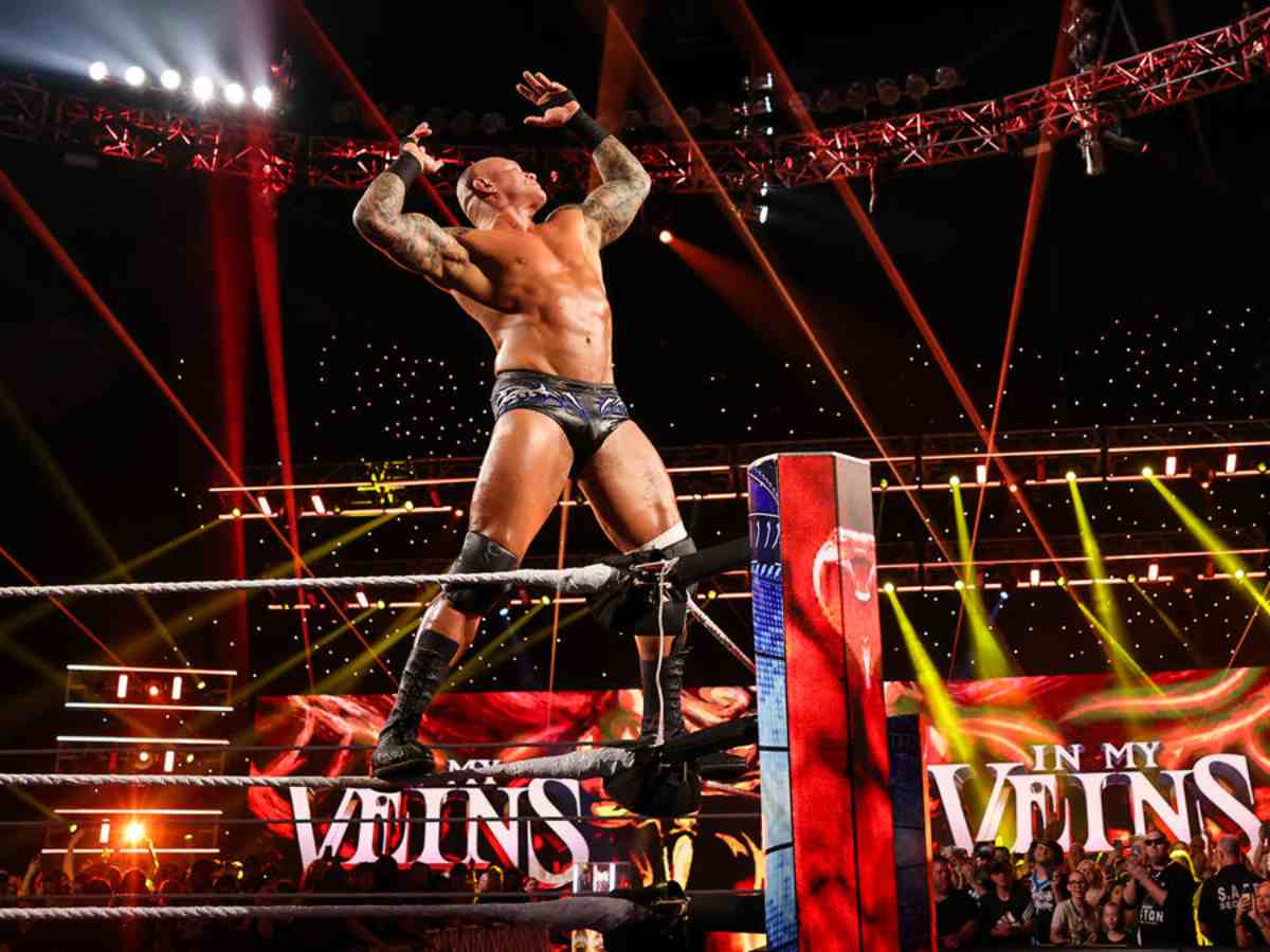 “That was perfect”- WWE Universe in complete awe of Randy Orton’s stunning RKO to 29-year-old star on SmackDown 