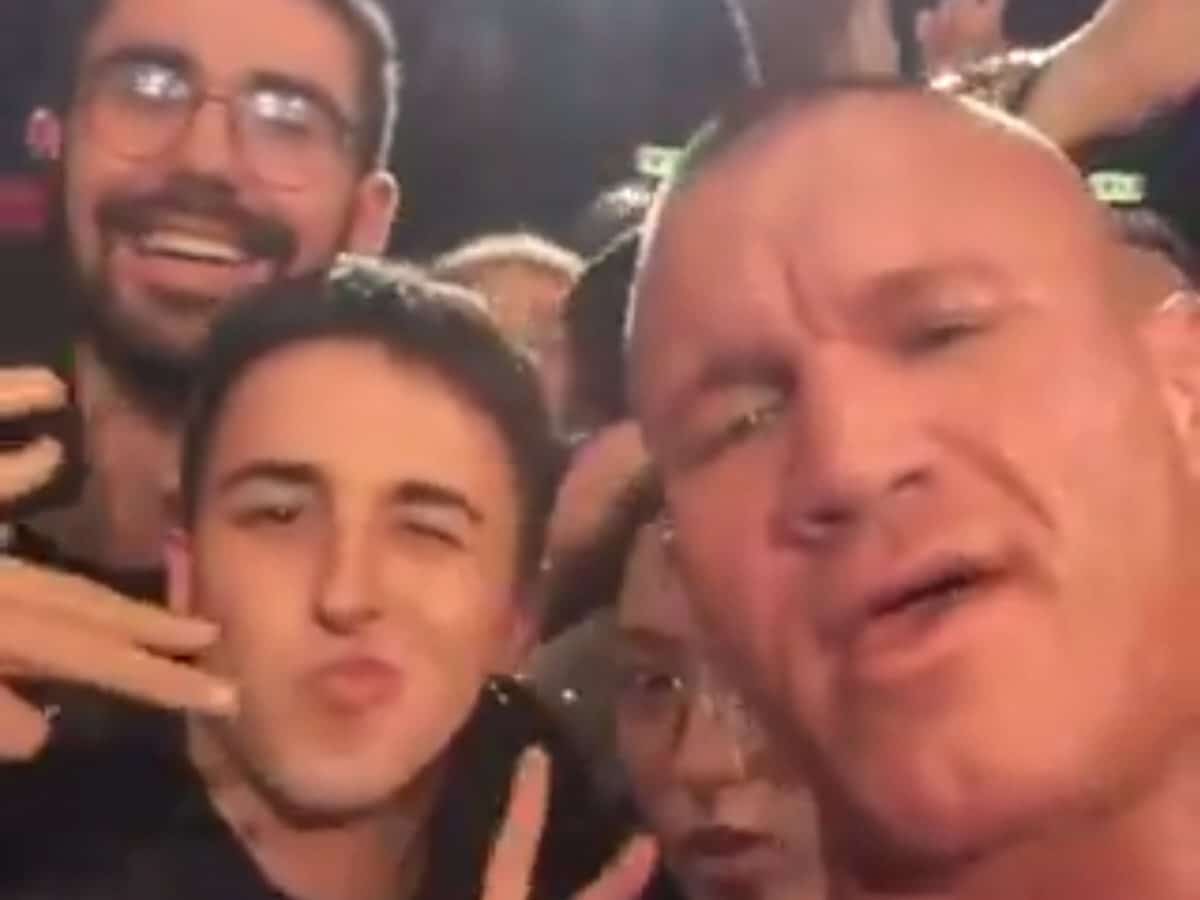 Randy Orton with fans