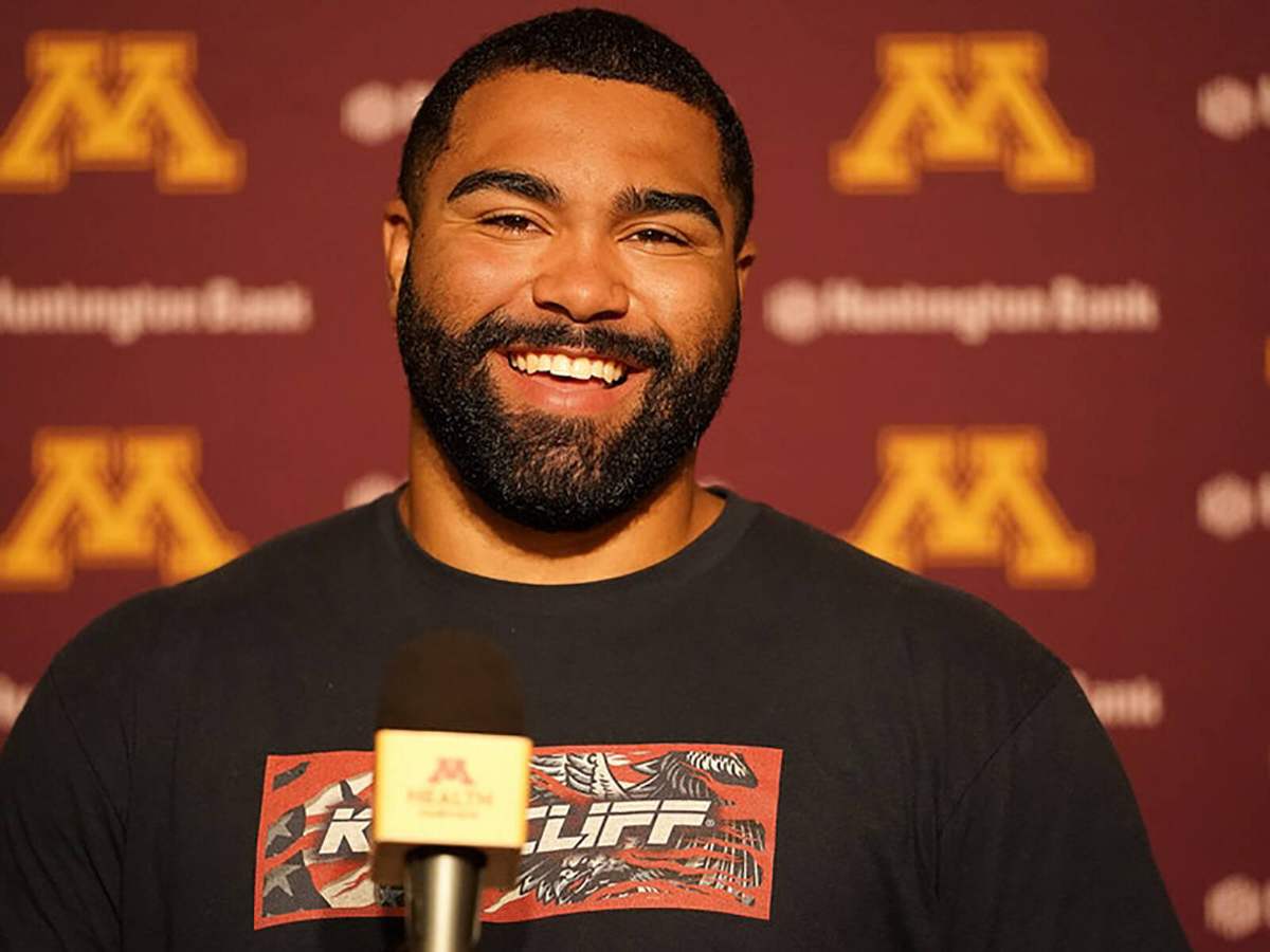 “That desperate?” – Bills signing Olympic wrestling gold medalist Gable Steveson as DT sparks WILD reactions on social media