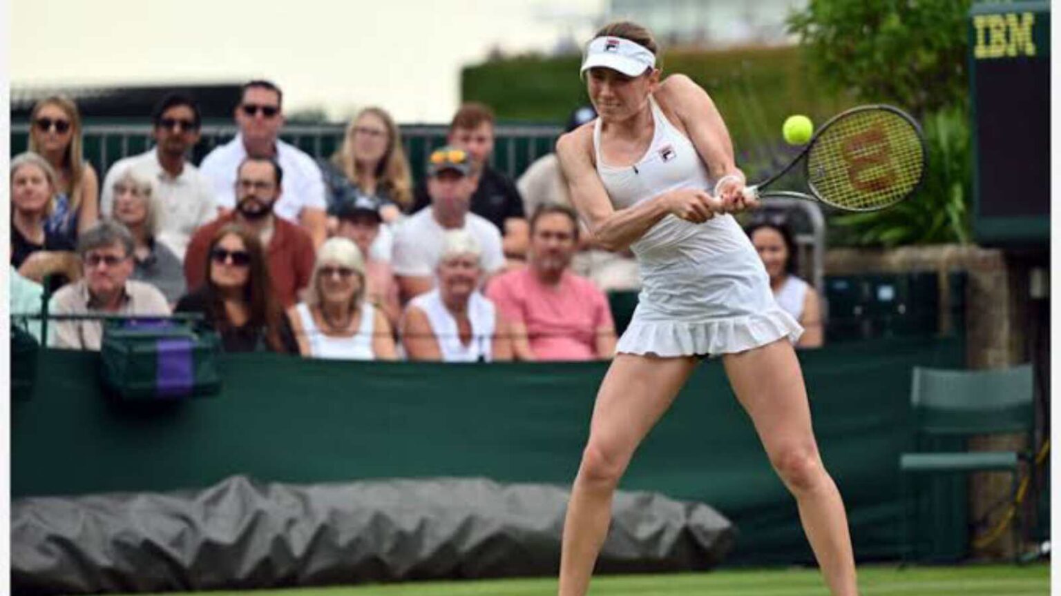 Wimbledon 2024: Ekaterina Alexandrova vs. Emma Raducanu prediction ...