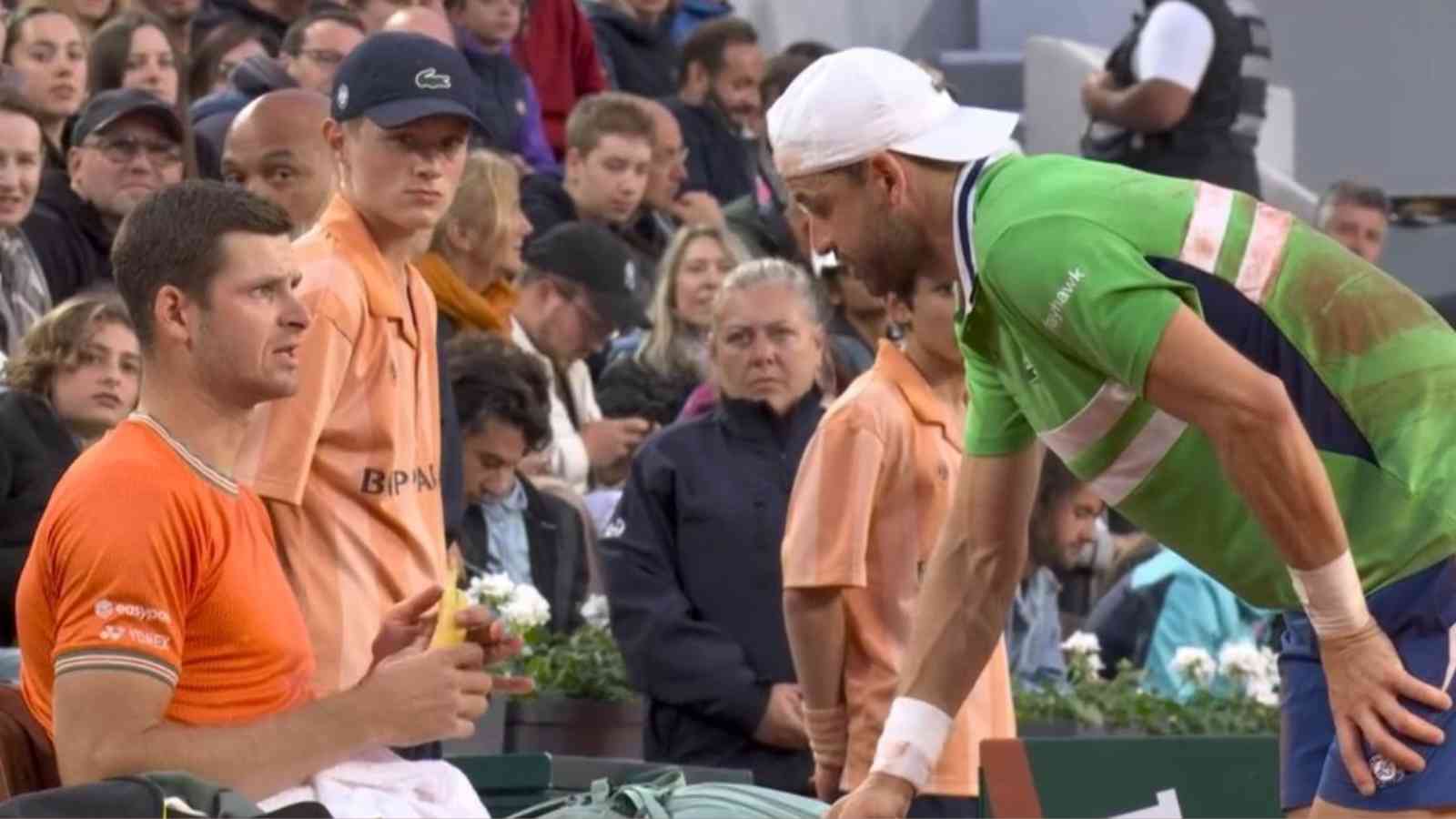 “Do you want to make a change?” – Hubert Hurkacz urges Grigor Dimitrov to join chair umpire protest amid their Roland Garros R4 encounter