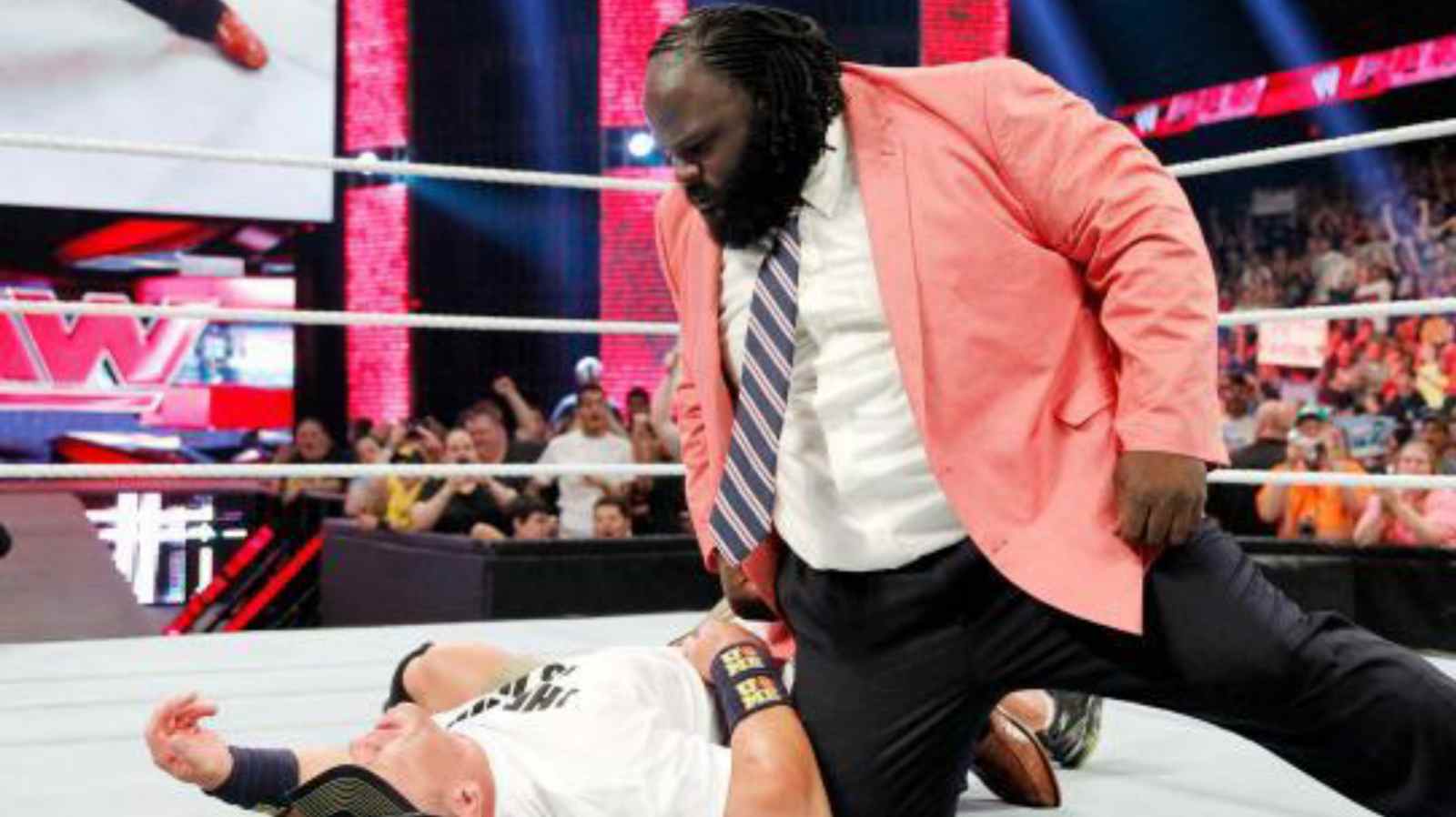 Mark Henry discloses reason behind declining Vince McMahon’s idea to defeat John Cena for WWE title after iconic fake retirement promo