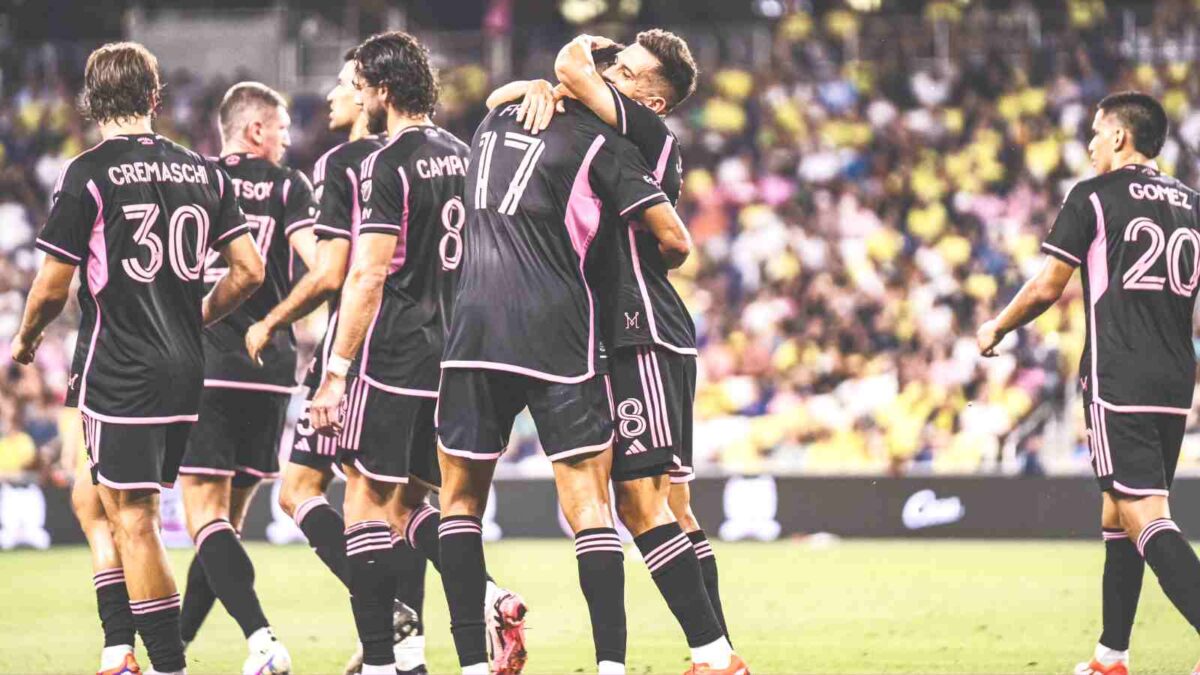 Jordi Alba celebrating his goal against Nashville 