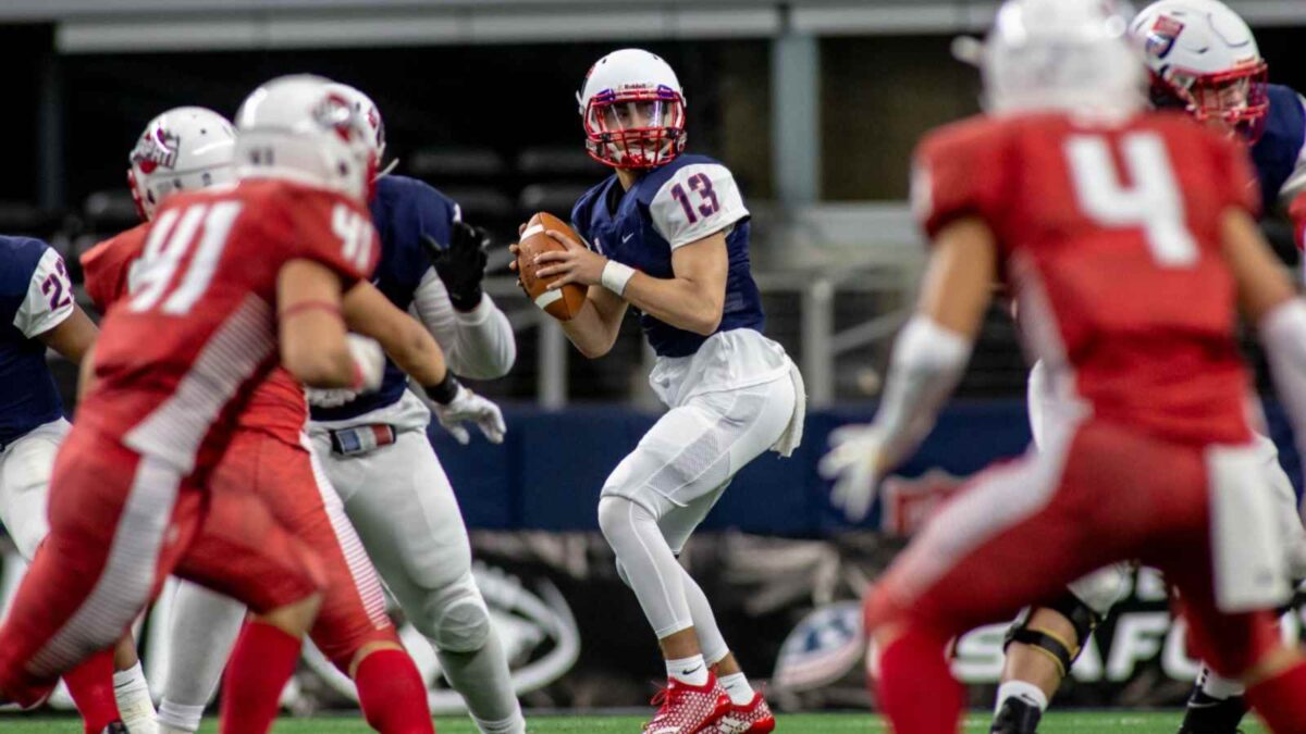 Japan against USA in U20 American Football semifinal