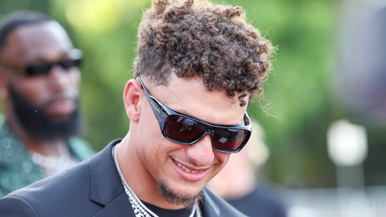 Patrick Mahomes reveals how HC Andy Reid ‘punishes’ the Chiefs QB humorously for not throwing deep