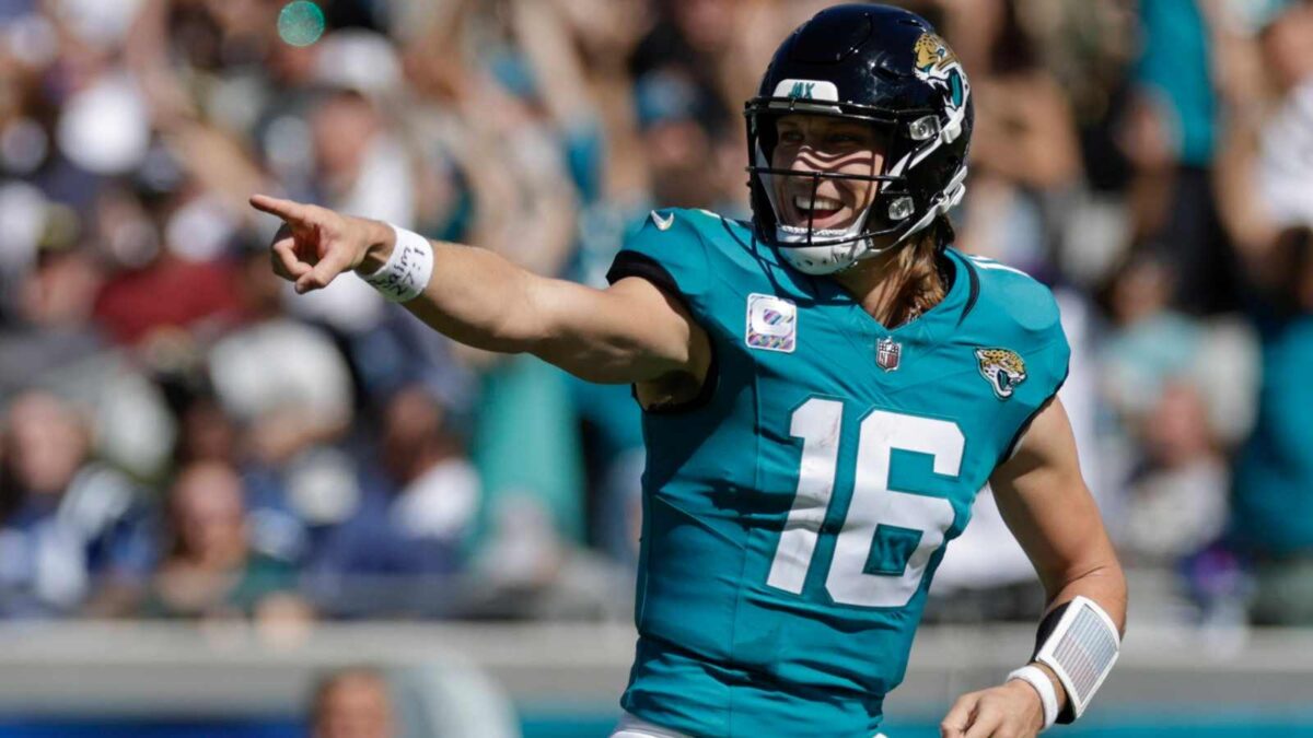 Is Trevor Lawrence really worth the record-breaking salary or are Jaguars in a big mess now?