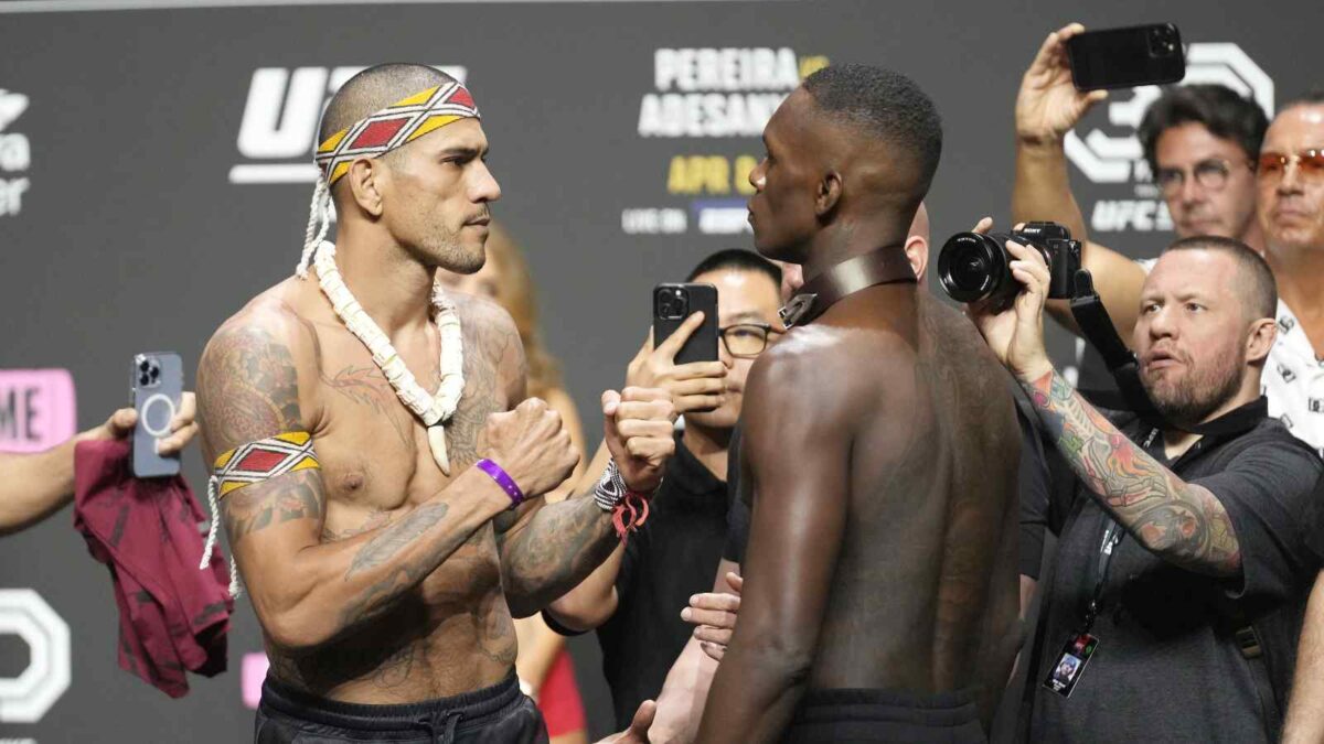 Alex Pereira vs. Israel Adesanya at UFC 287 